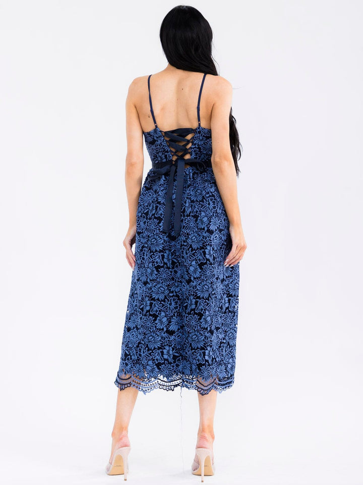 WOMEN'S SLEEVELESS BACK LACE UP CROCHET MAXI DRESS