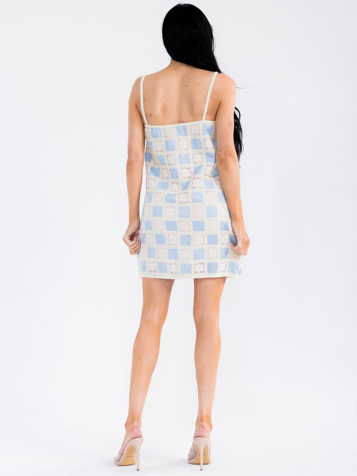 WOMEN'S SLEEVELESS FLORAL EMBROIDERY COLORBLOCK MINI DRESS