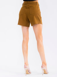 WOMEN'S BUTTON CLOSURE POCKETS RAW EDGE DENIM SHORTS