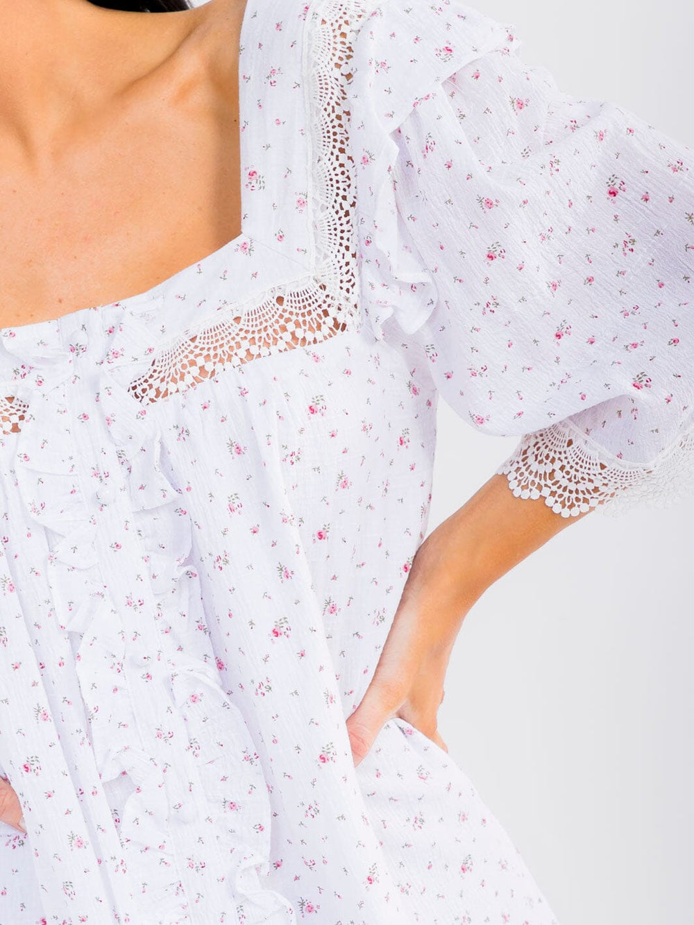 WOMEN'S SHORT SLEEVE SQUARE NECK LACE FLORAL TUNIC MINI DRESS