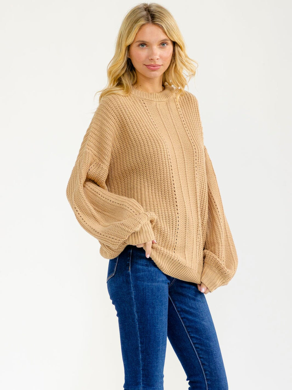 WOMEN'S LONG SLEEVE PULLOVER KNIT SWEATER