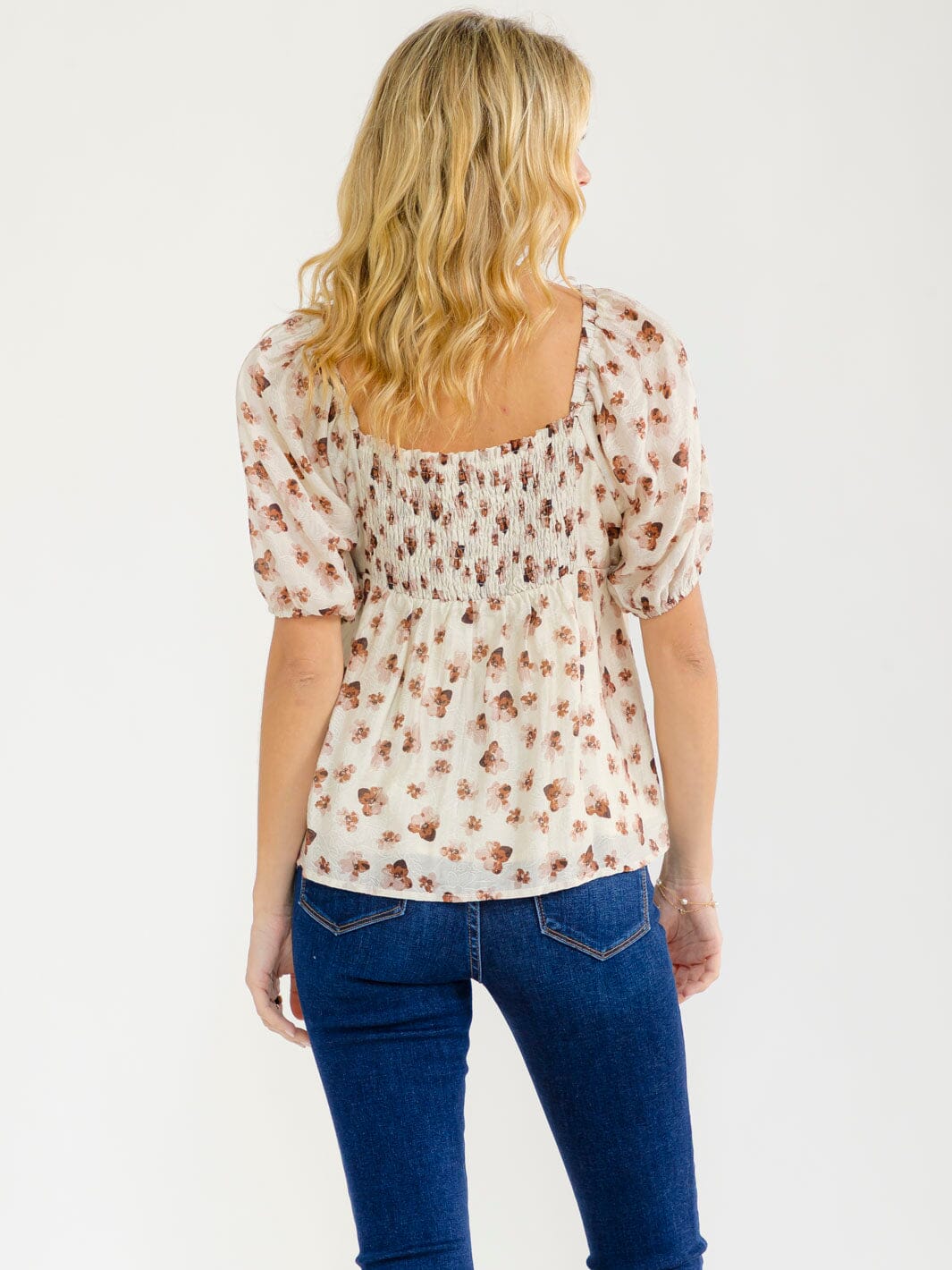 WOMEN'S SHORT SLEEVE BUTTON CLOSURE FLORAL BLOUSE