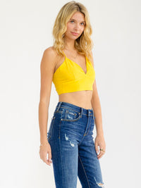 WOMEN'S SLEEVELESS V-NECK OPEN BACK CROP TOP