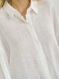 WOMEN'S LONG SLEEVE BUTTON UP BLOUSE
