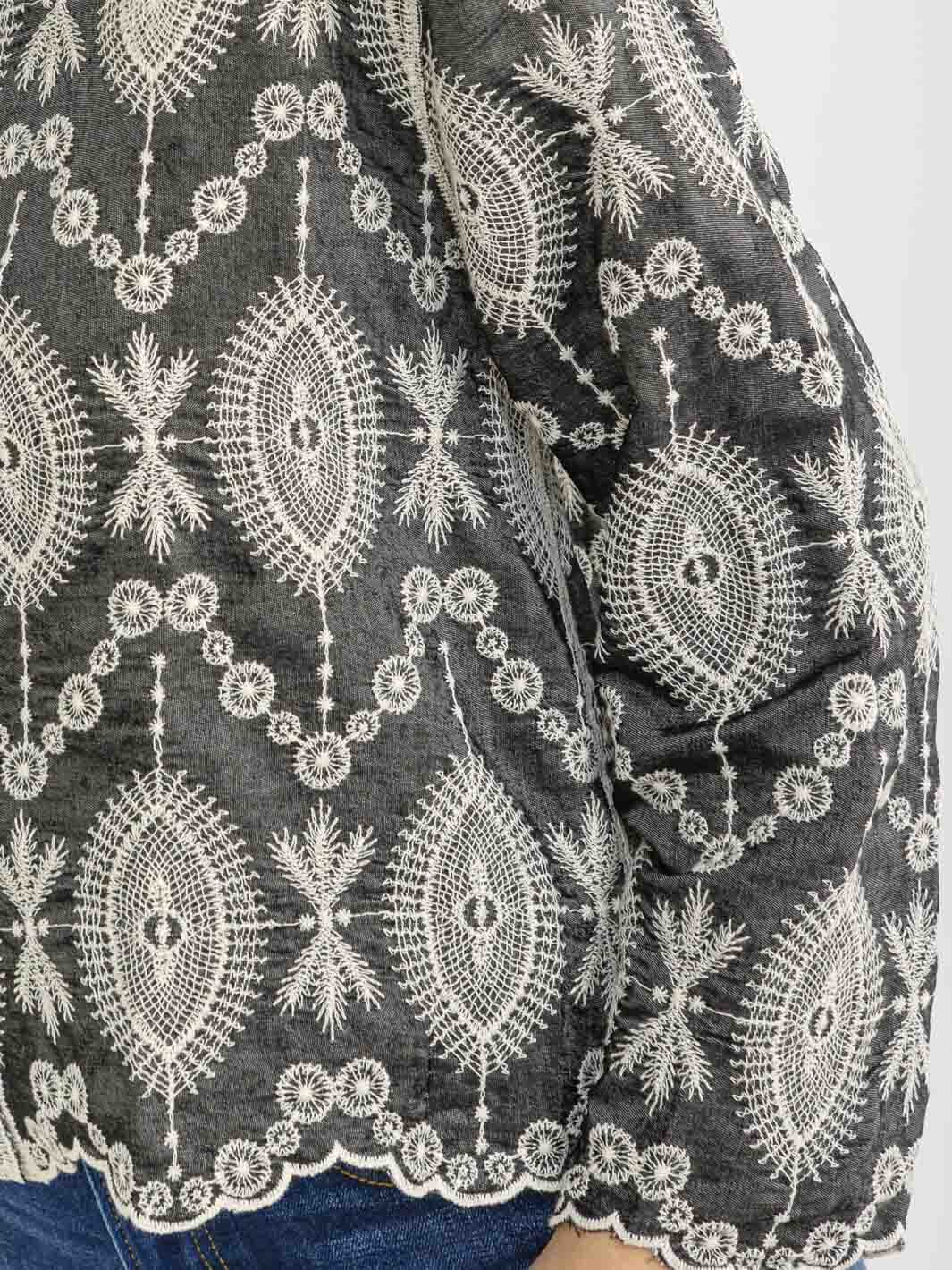 WOMEN'S LONG SLEEVE BUTTON UP EMBROIDERY BLOUSE