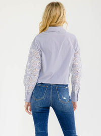 WOMEN'S LONG SLEEVE BUTTON UP STRIPES BLOUSE