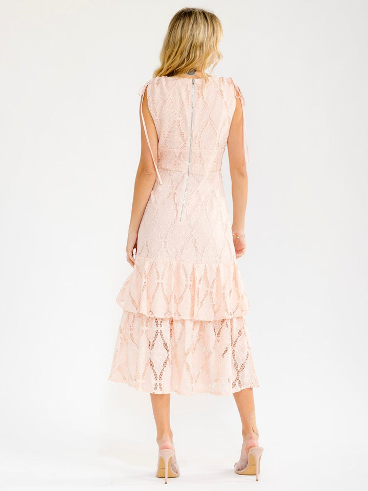 WOMEN'S SLEEVELESS V-NECK TIERED CROCHET MAXI DRESS
