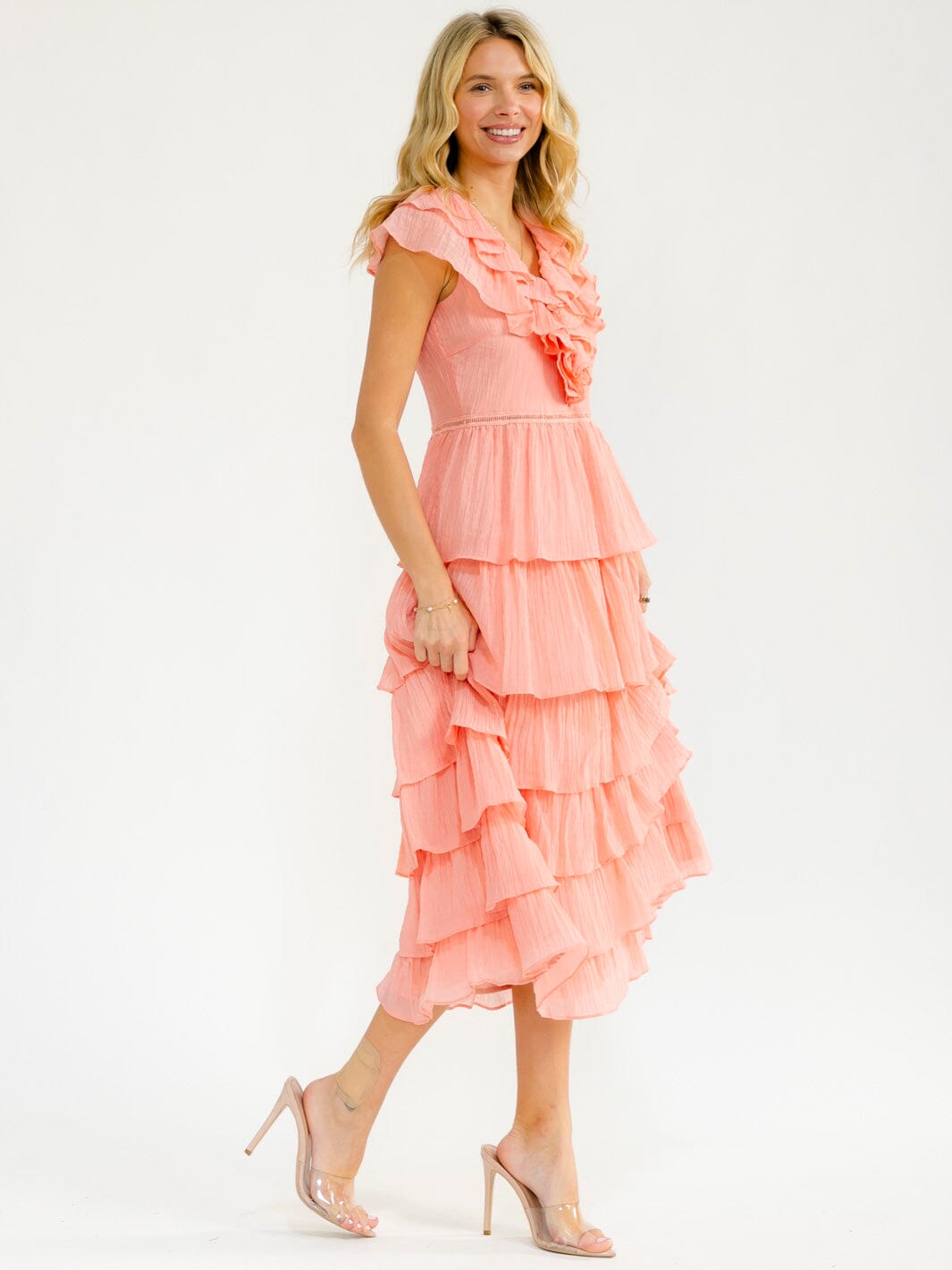 WOMEN'S SHORT SLEEVE V-NECK RUFFLE TIERED MAXI DRESS