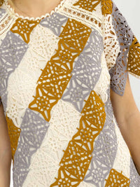 WOMEN'S SHORT SLEEVE BODYCON CROCHET COLORBLOCK MINI DRESS