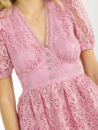 WOMEN'S SHORT SLEEVE V-NECK TIERED RUFFLE CROCHET MINI DRESS