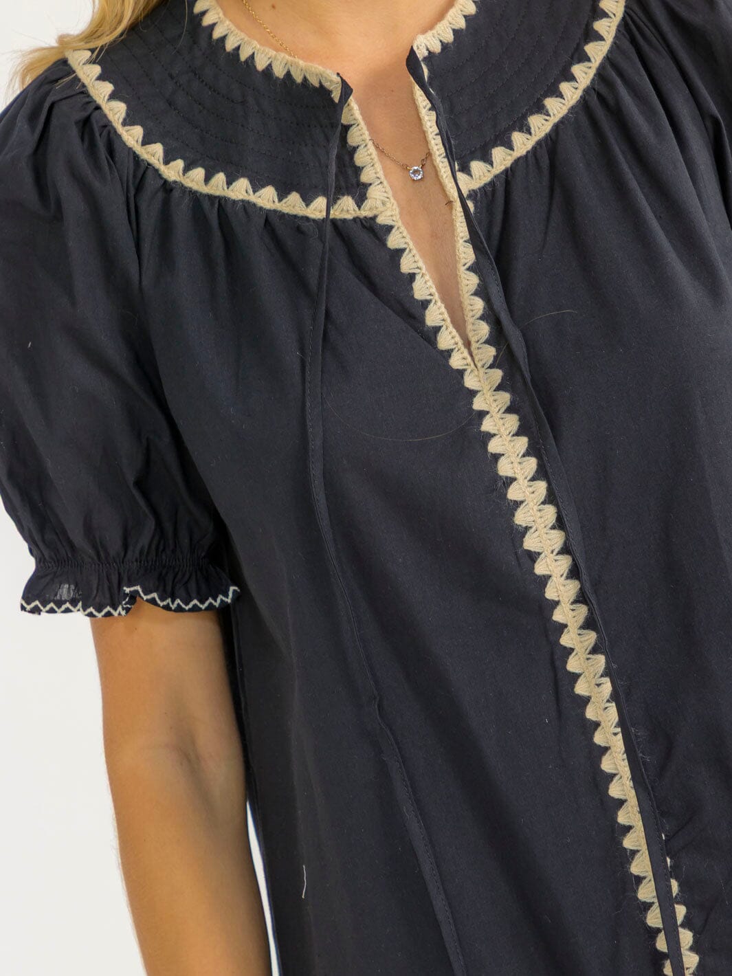 WOMEN'S SHORT PUFF SLEEVE LOOSE FIT PLEATED MINI DRESS