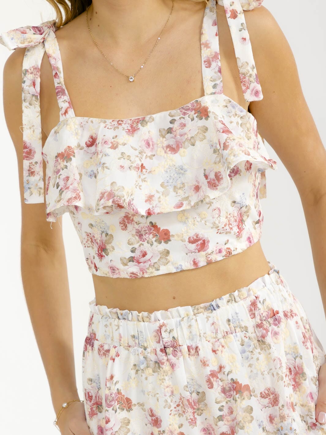 WOMEN'S SLEEVELESS CROP TOP & ELASTIC WAIST MAXI SKIRT FLORAL EMBROIDERY 2PC. SET