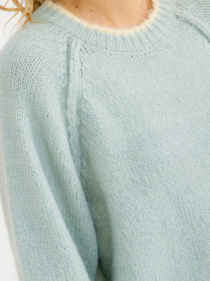 WOMEN'S LONG SLEEVE PULLOVER KNITTED SWEATER