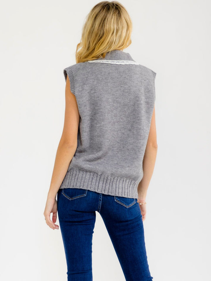 WOMEN'S SLEEVELESS V-NECK COLLAR TRIM DETAILED SWEATER TOP