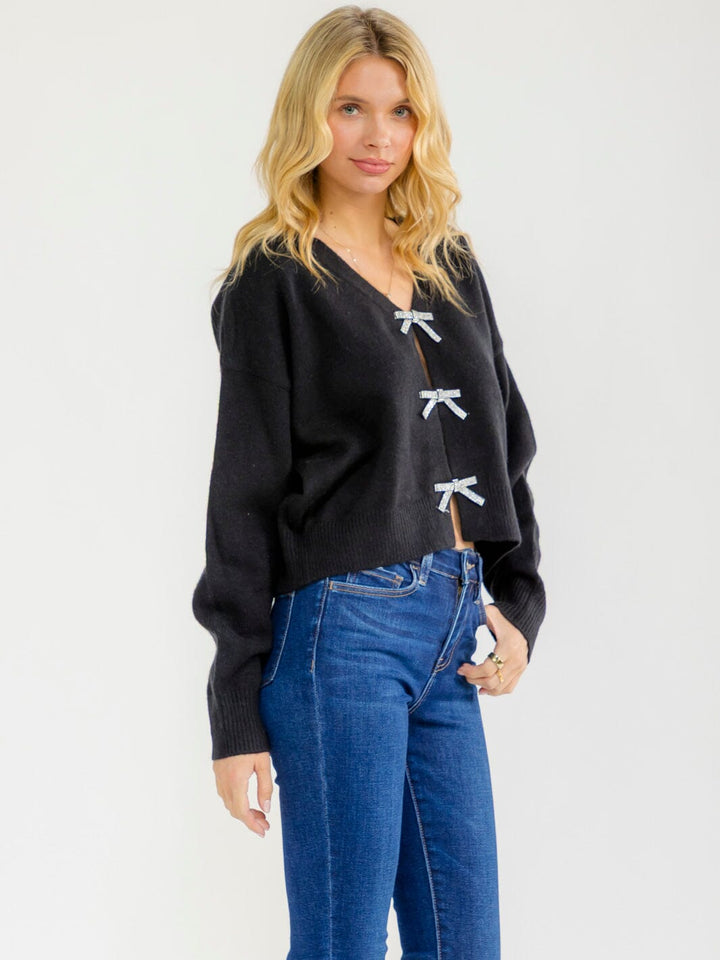 WOMEN'S LONG SLEEVE PULLOVER FRONT CUT OUT BOWS DETAILED SWEATER
