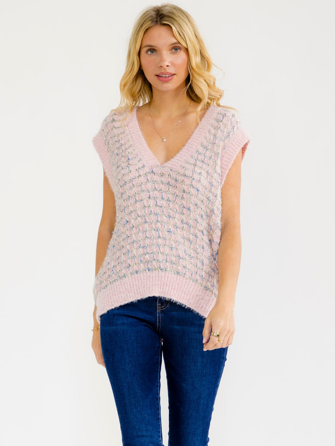 WOMEN'S SLEEVELESS V-NECK SHIMMER SWEATER TOP