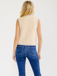 WOMEN'S SLEEVELESS BUTTON UP TRIM DETAILED SWEATER TOP
