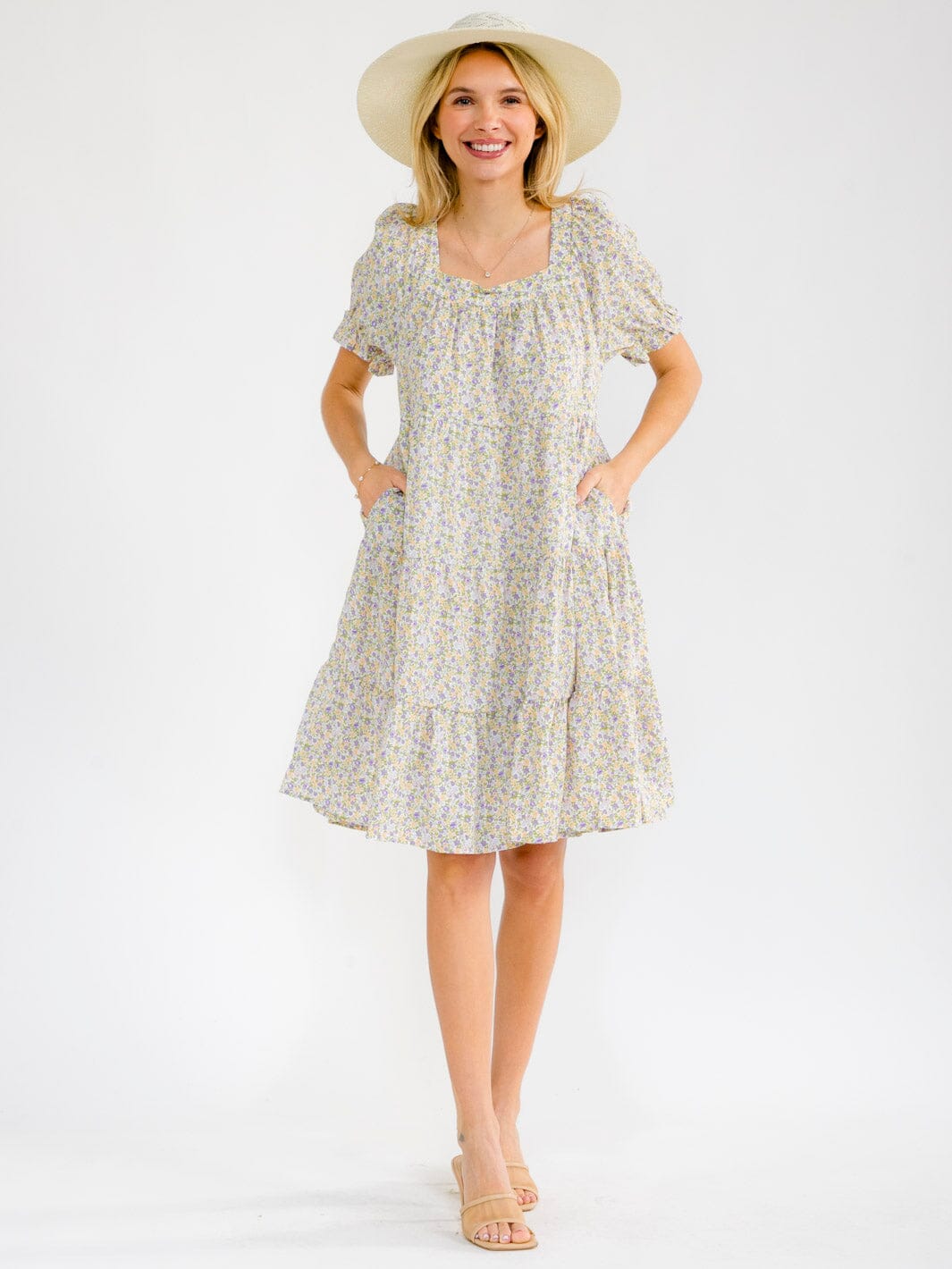 WOMEN'S SHORT SLEEVE SQUARE NECK FRONT POCKETS TIERED LOOSE FIT TUNIC FLORAL MINI DRESS