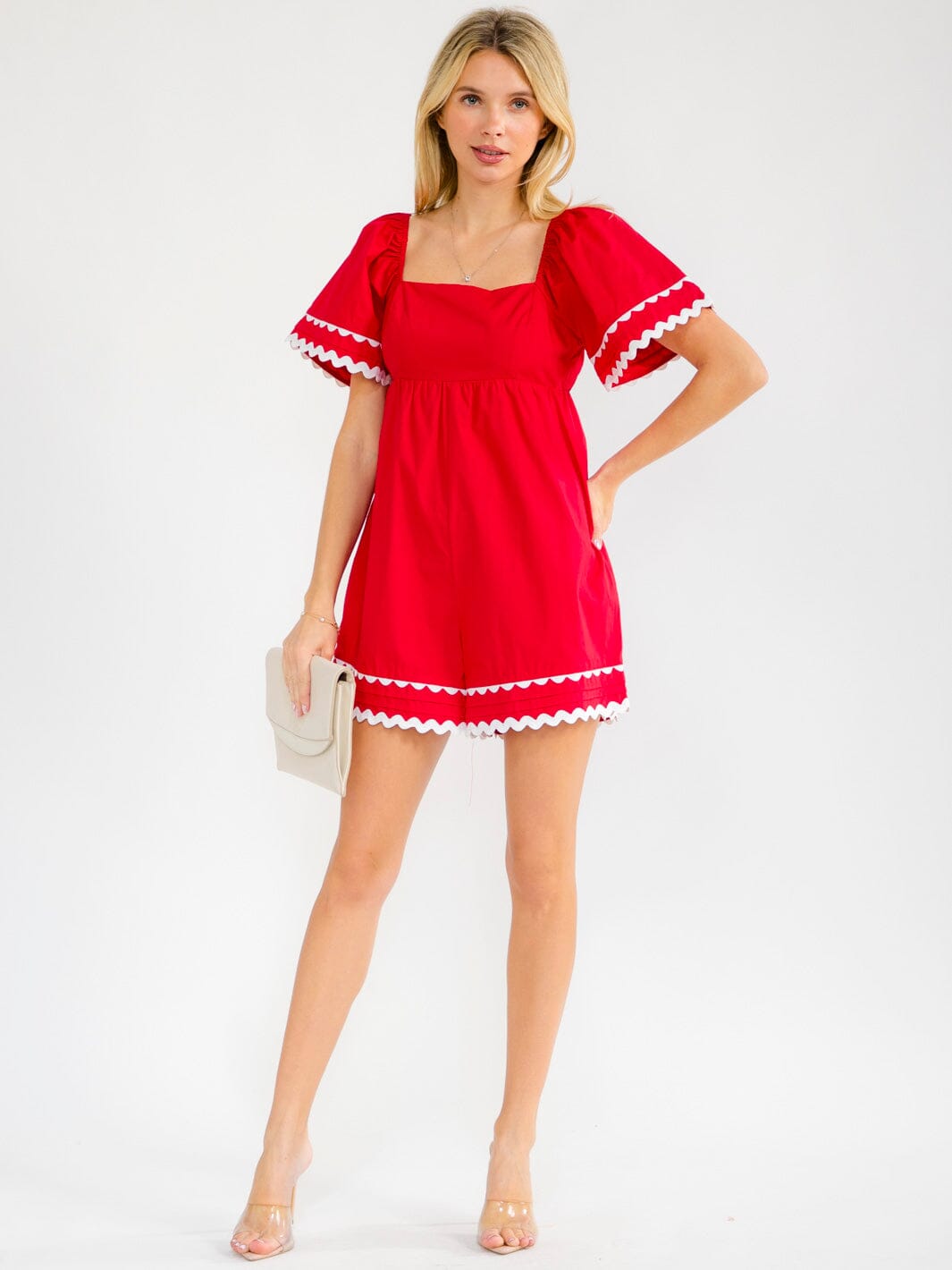 WOMEN'S SHORT SLEEVE SQUARE NECK SMOCK TRIM DETAILED ROMPER