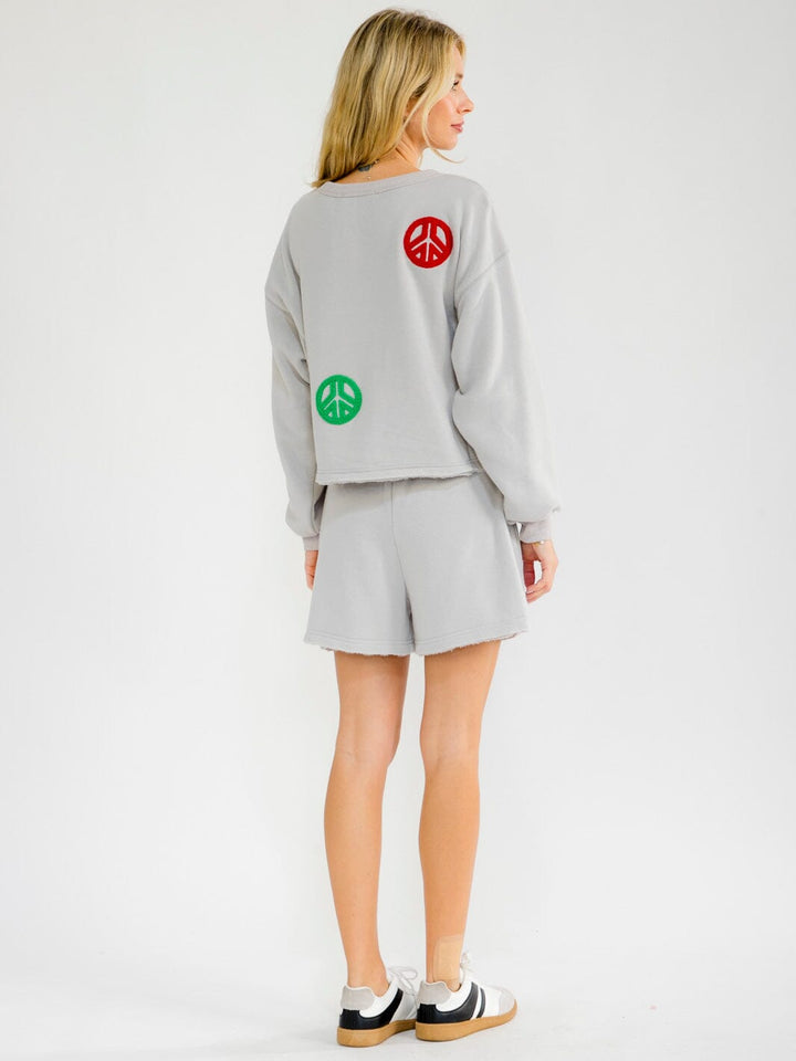 WOMEN'S LONG SLEEVE PULLOVER SWEATER & ELASTIC WAIST MINI SHORTS DETAILED 2PC. SET