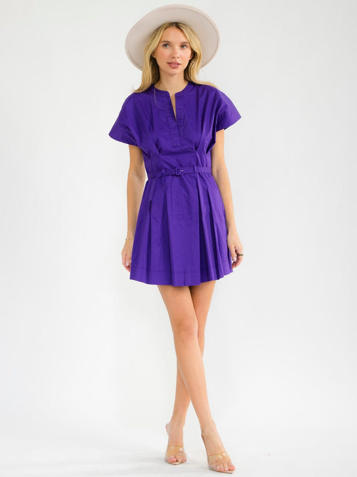 WOMEN'S SHORT SLEEVE V-NECK BELTED MINI DRESS