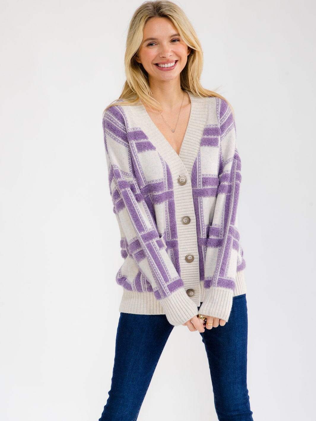 WOMEN'S LONG SLEEVE BUTTON CLOSURE FRONT POCKETS COLORBLOCK SWEATER