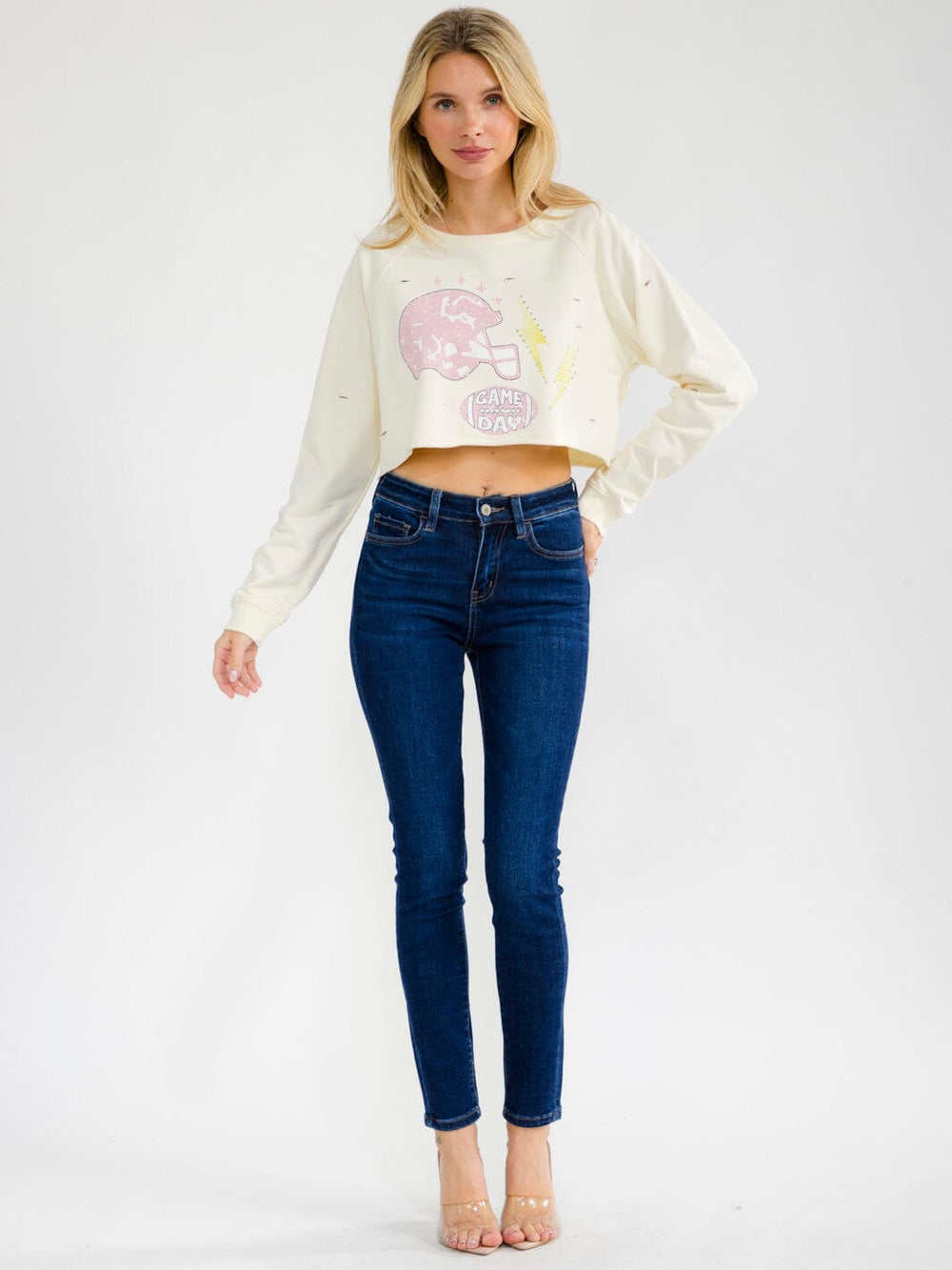 WOMEN'S LONG SLEEVE GAME DAY DISTRESS CROP TOP