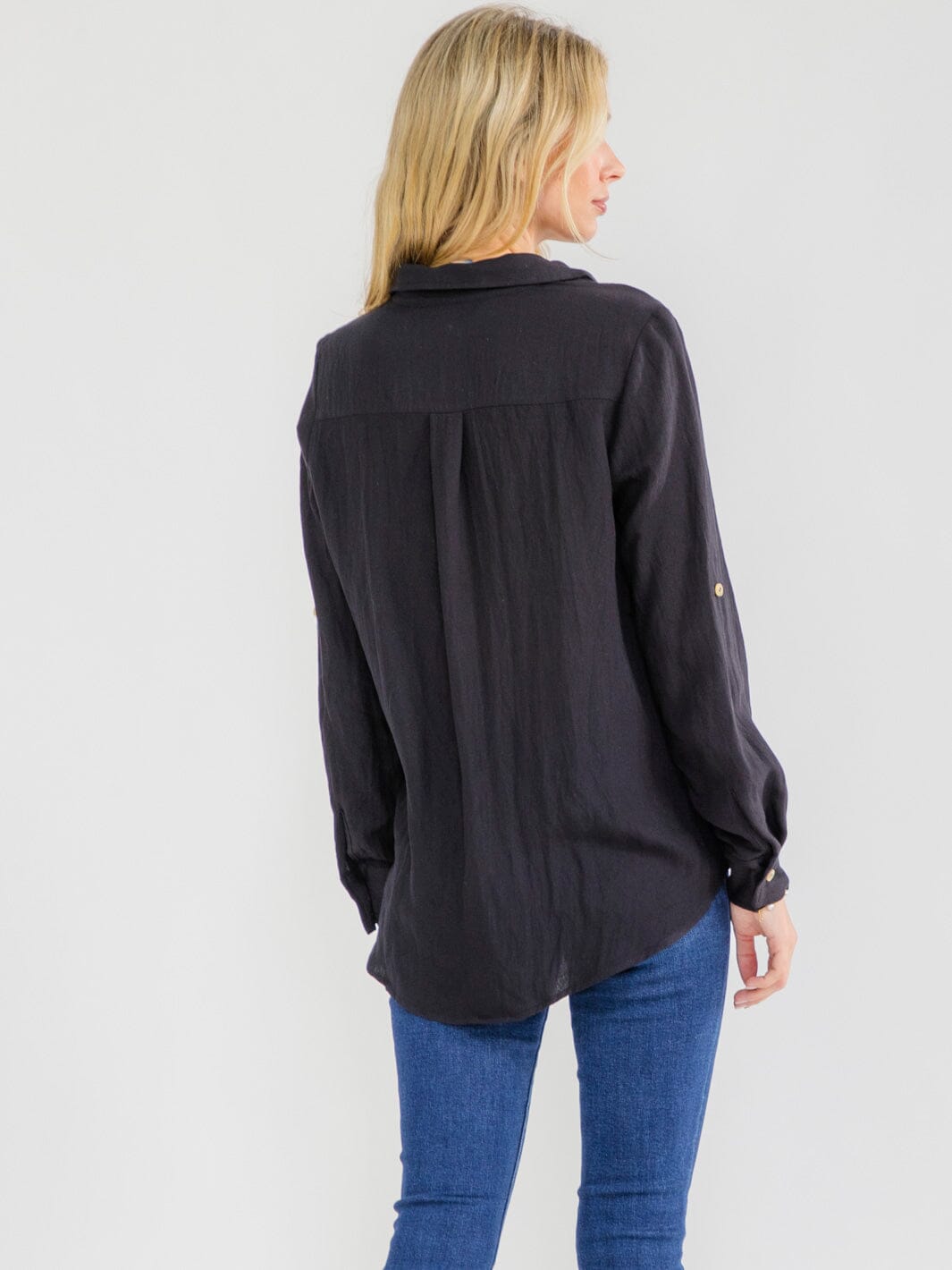 WOMEN'S LONG SLEEVE V-NECK BUTTON UP FRONT POCKETS HIGH-LOW TOP