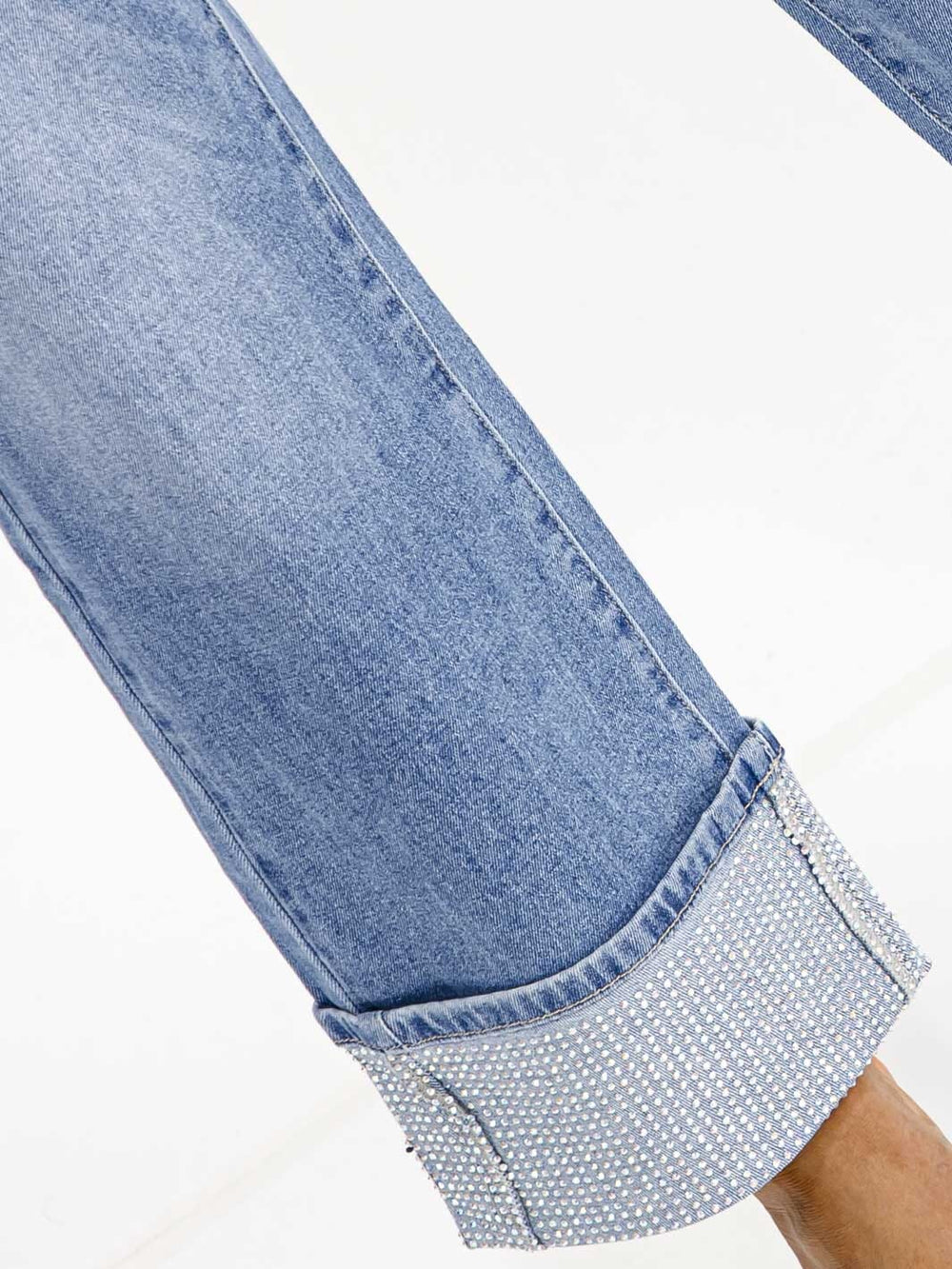 WOMEN'S BUTTON CLOSURE POCKET WIDE LEG RHINESTONES STRETCH DENIM PANTS