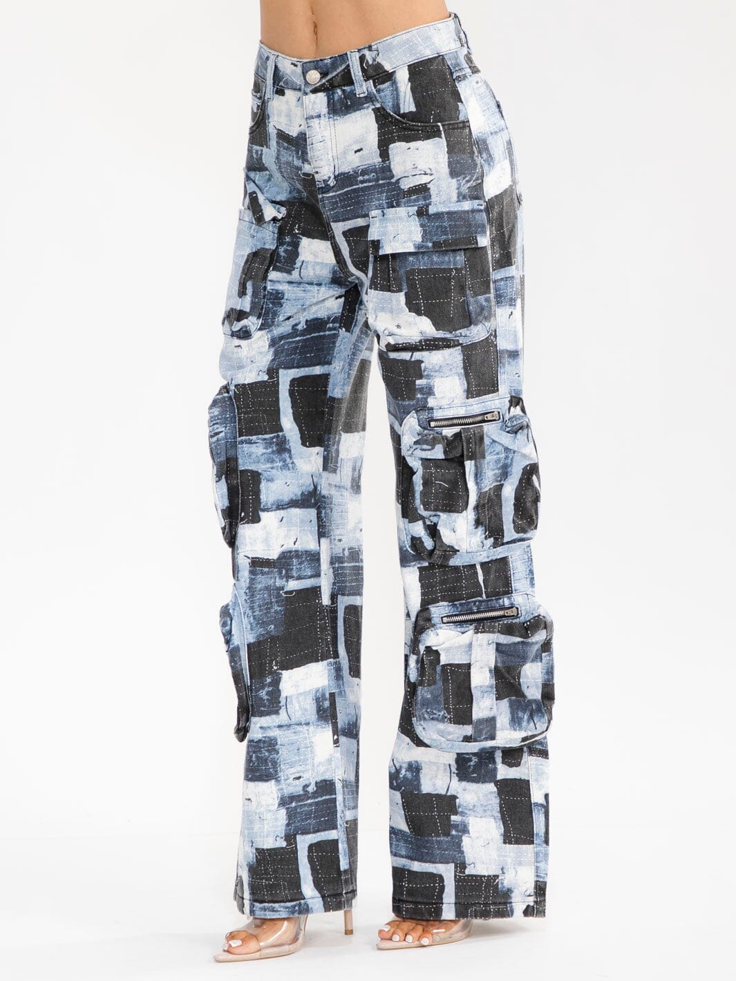 WOMEN'S BUTTON CLOSURE CARGO POCKET WIDE LEG COLORBLOCK DENIM PANTS