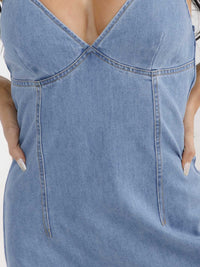 WOMEN'S SLEEVELESS OPEN BACK BODYCON DENIM MINI DRESS