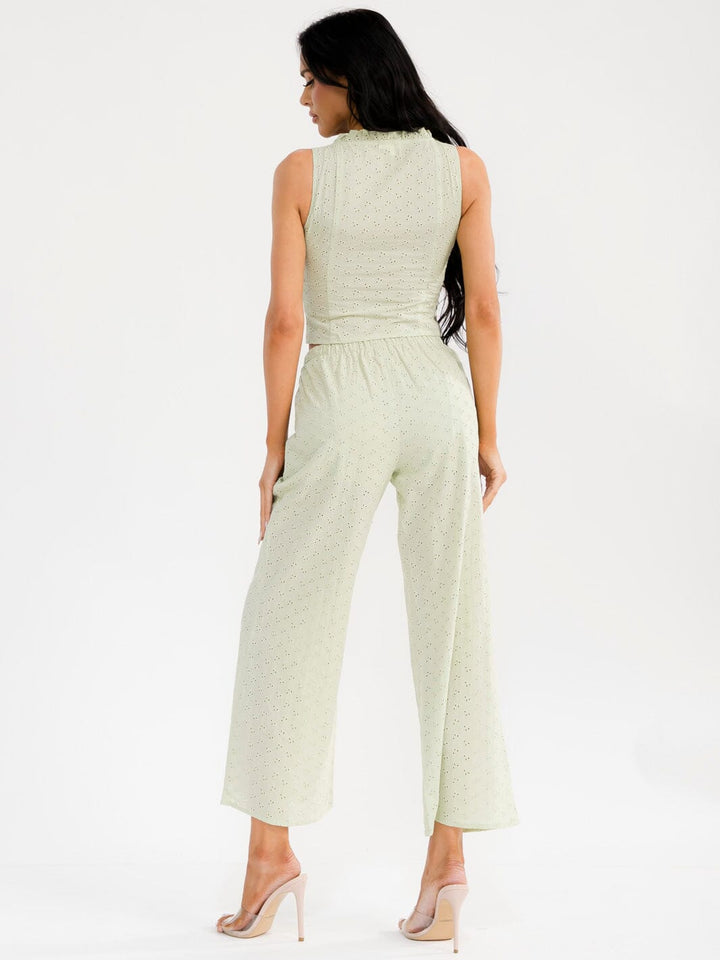 WOMEN'S SLEEVELESS BUTTON UP TOP & ELASTIC WAIST WIDE LEG PANTS EYELET 2PC. SET