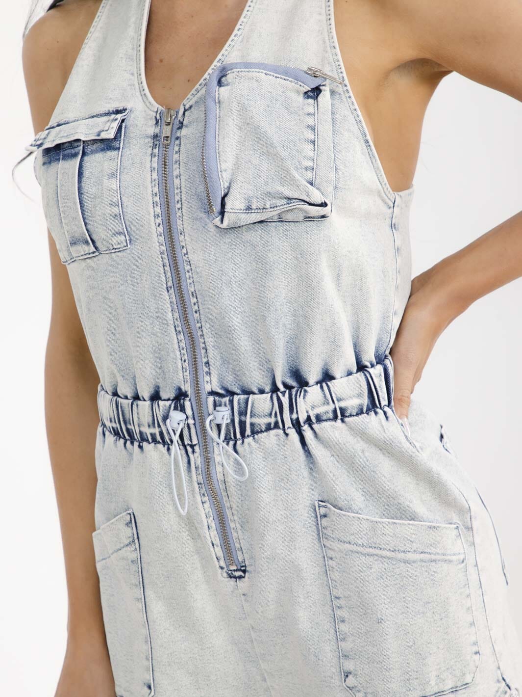WOMEN'S SLEEVELESS HALTER NECK FRONT POCKETS ELASTIC WAIST FRINGE DENIM ROMPER