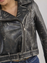 WOMEN'S LONG SLEEVE ZIP UP FRONT POCKETS PU PLEATHER BELTED JACKET