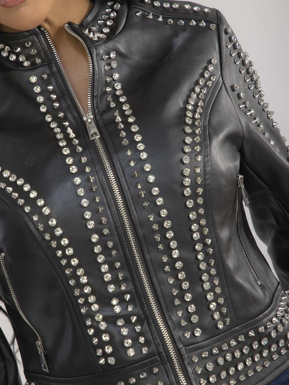 WOMEN'S LONG SLEEVE ZIP UP POCKETS PU PLEATHER STUDS JACKET