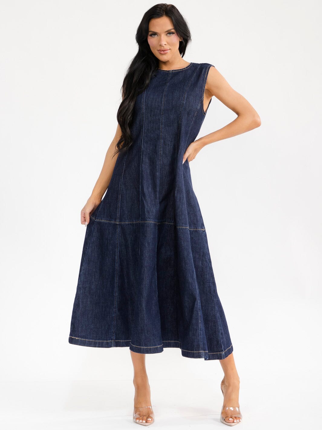 WOMEN'S SLEEVELESS LOOSE FIT TIERED DENIM MAXI DRESS