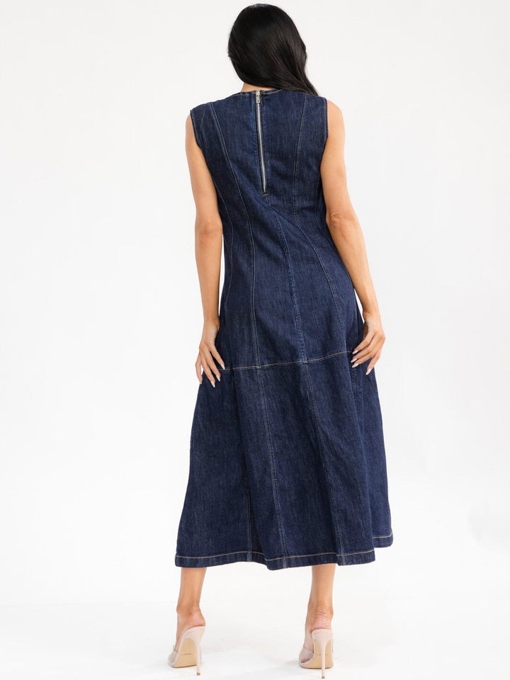 WOMEN'S SLEEVELESS LOOSE FIT TIERED DENIM MAXI DRESS