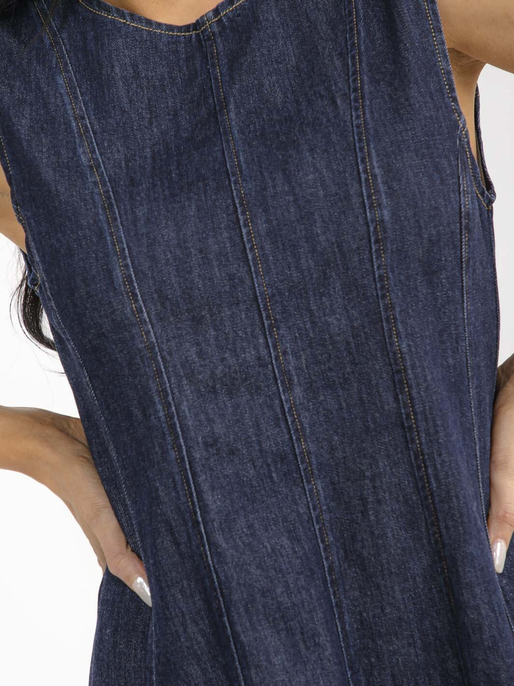 WOMEN'S SLEEVELESS LOOSE FIT TIERED DENIM MAXI DRESS