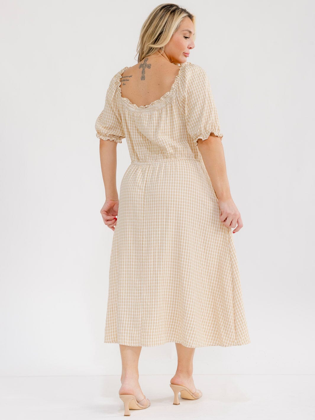 PLUS SIZE SHORT SLEEVE ELASTIC WAIST FRONT POCKETS PLAID MAXI DRESS