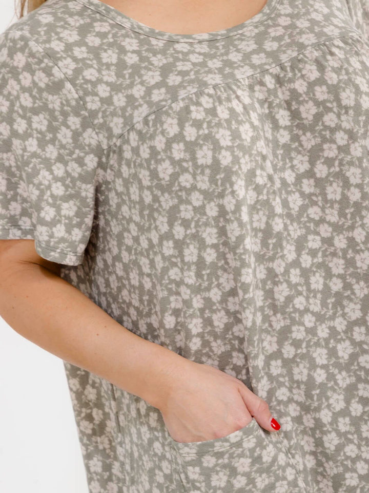 PLUS SIZE SHORT SLEEVE FRONT POCKETS TUNIC FLORAL MIDI DRESS