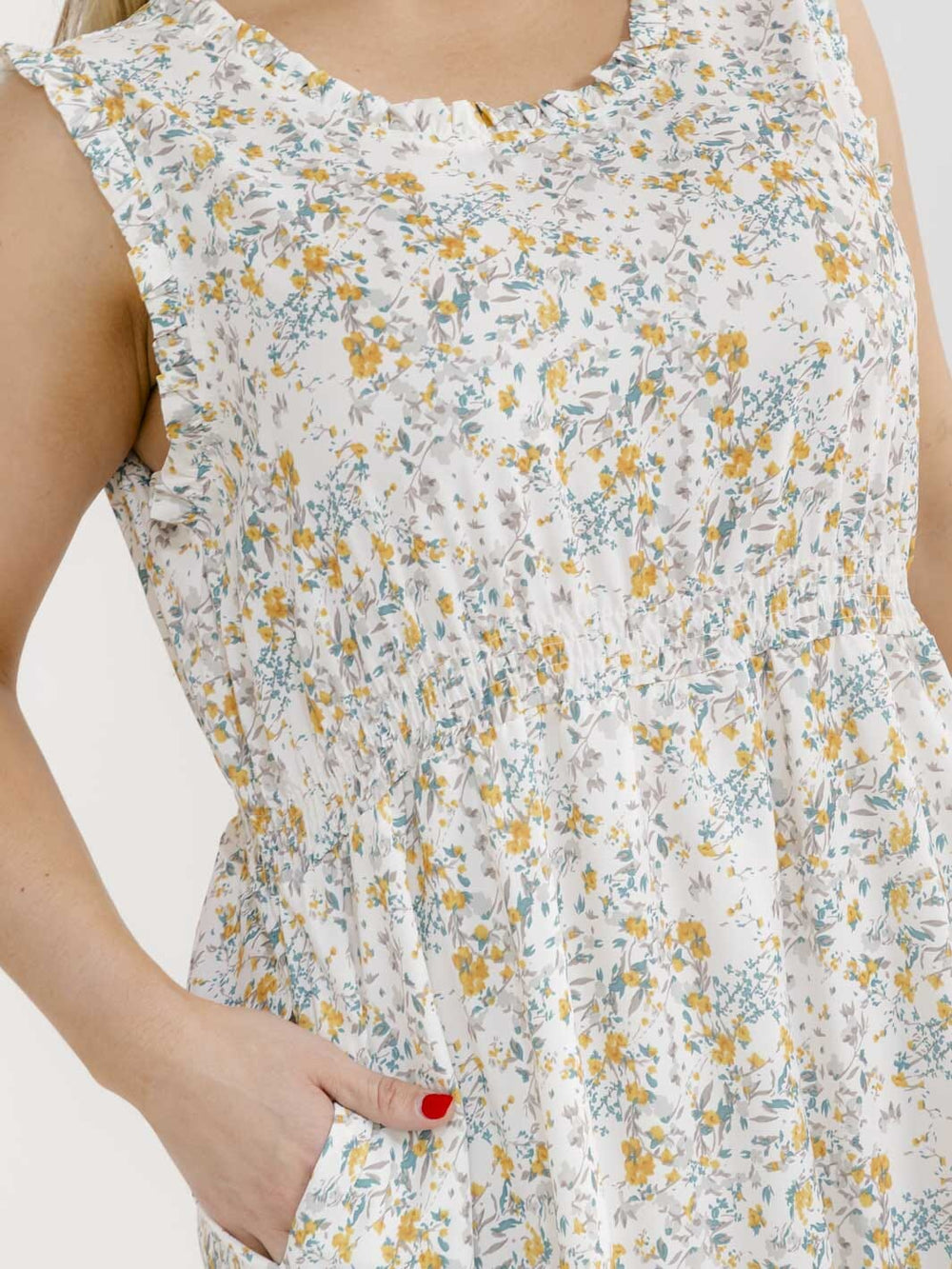 PLUS SIZE SLEEVELESS FRONT POCKETS ELASTIC WAIST TIERED FLORAL MIDI DRESS