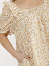 PLUS SIZE SHORT SLEEVE SQUARE NECK FRONT POCKETS SWISS FLORAL MINI DRESS