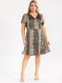 PLUS SIZE SHORT SLEEVE V-NECK ANIMAL PRINT WRAP MINI DRESS