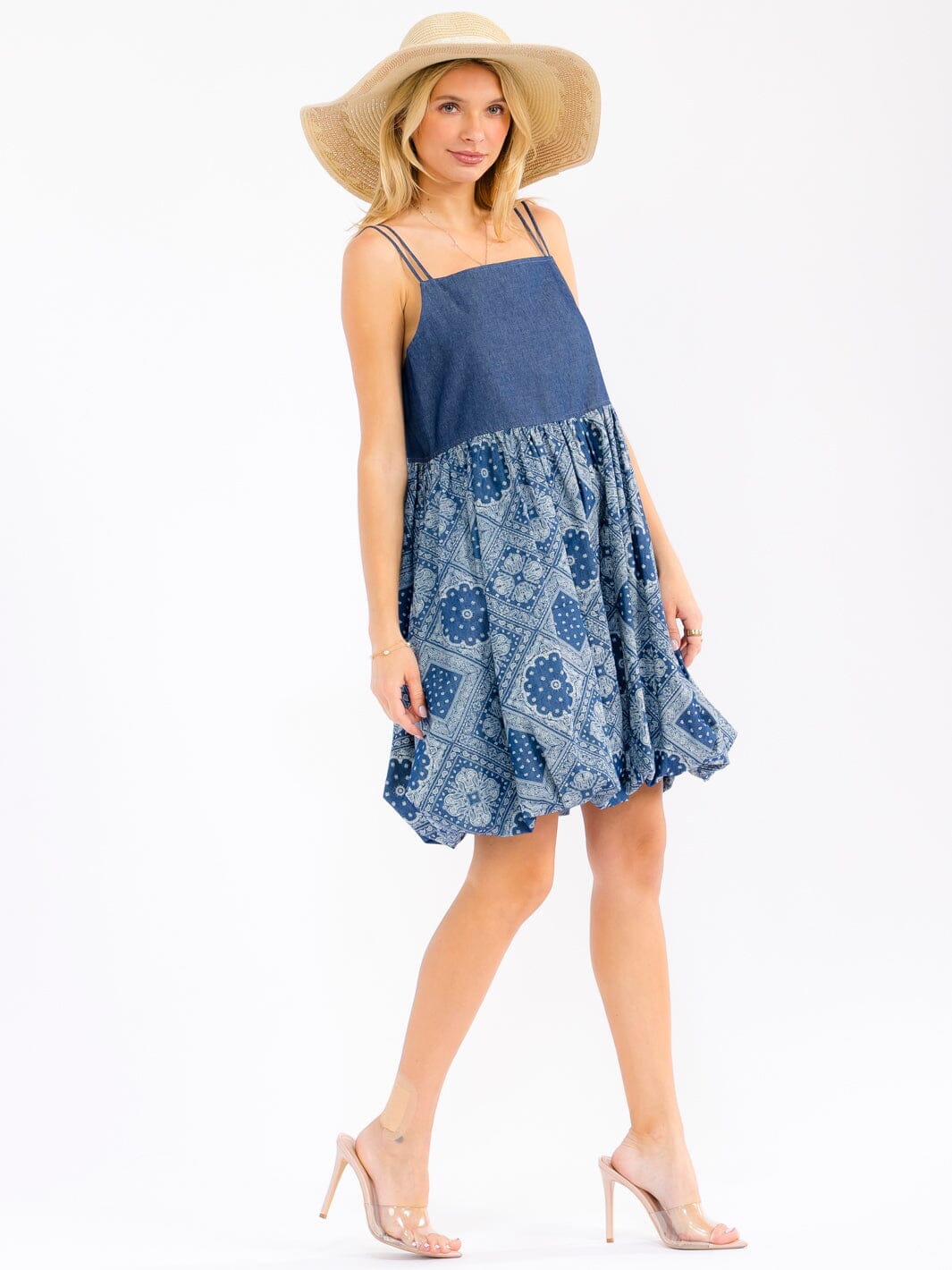 WOMEN'S SLEEVELESS FRONT POCKETS PRINT DENIM CONTRAST MINI DRESS