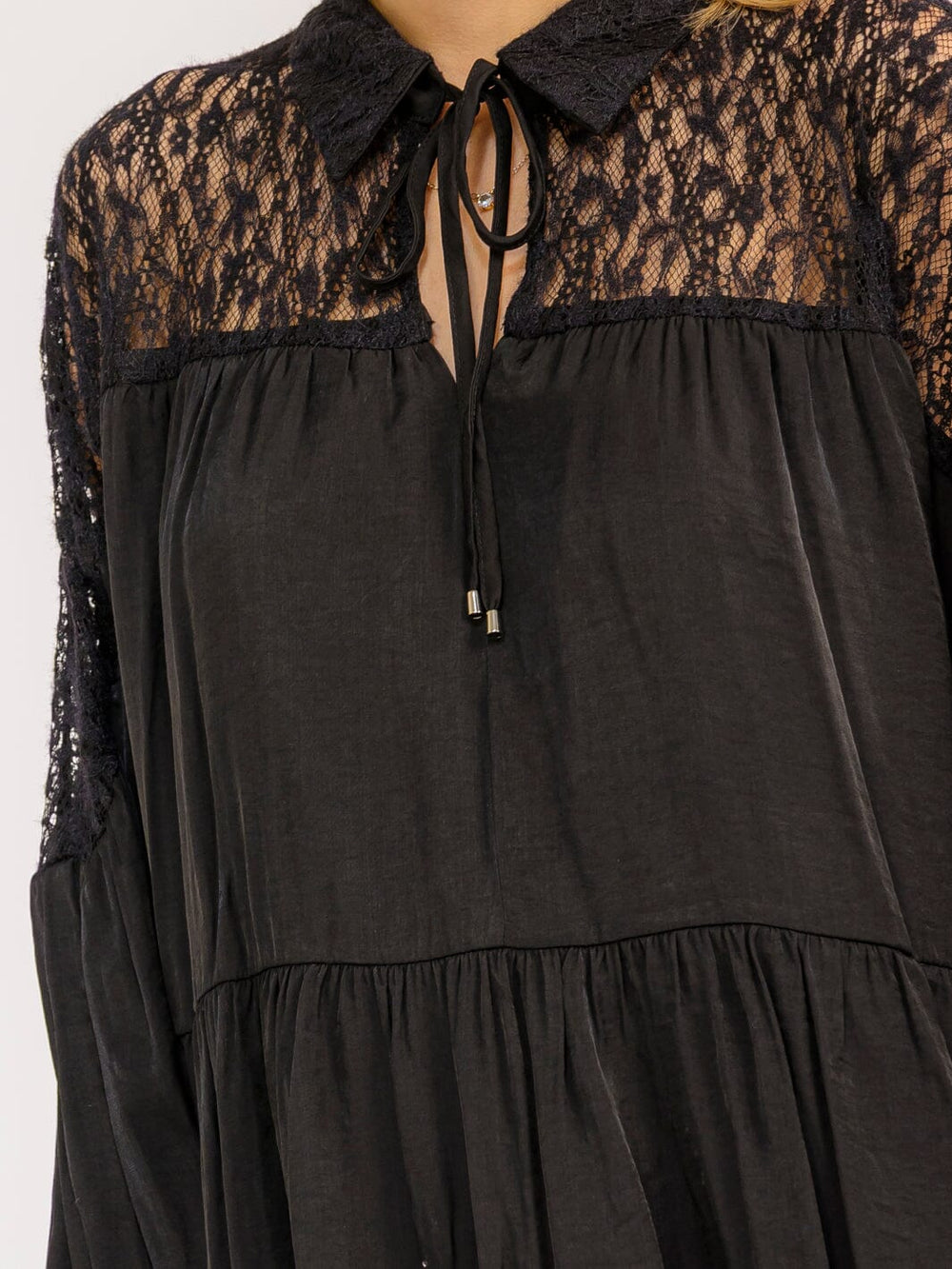 WOMEN'S LONG SLEEVE V-NECK LACE TIERED TUNIC MINI DRESS