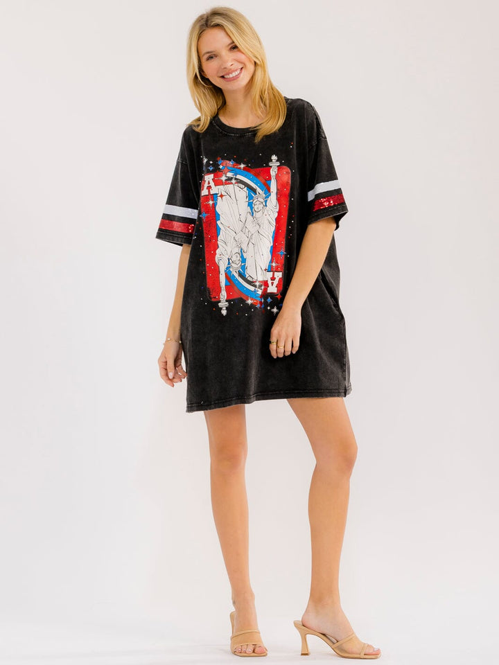 WOMEN'S SHORT SLEEVE FRONT POCKETS LOOSE FIT GRAPHIC WASHED MINI DRESS