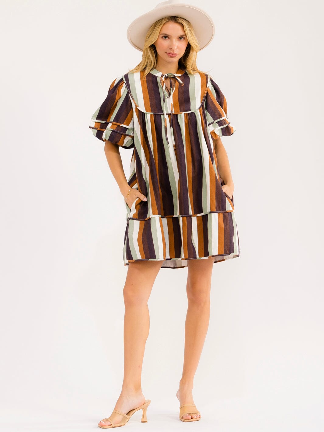 WOMEN'S SHORT PUFF SLEEVE V-NECK FRONT POCKETS COLORBLOCK STRIPES DENIM MINI DRESS