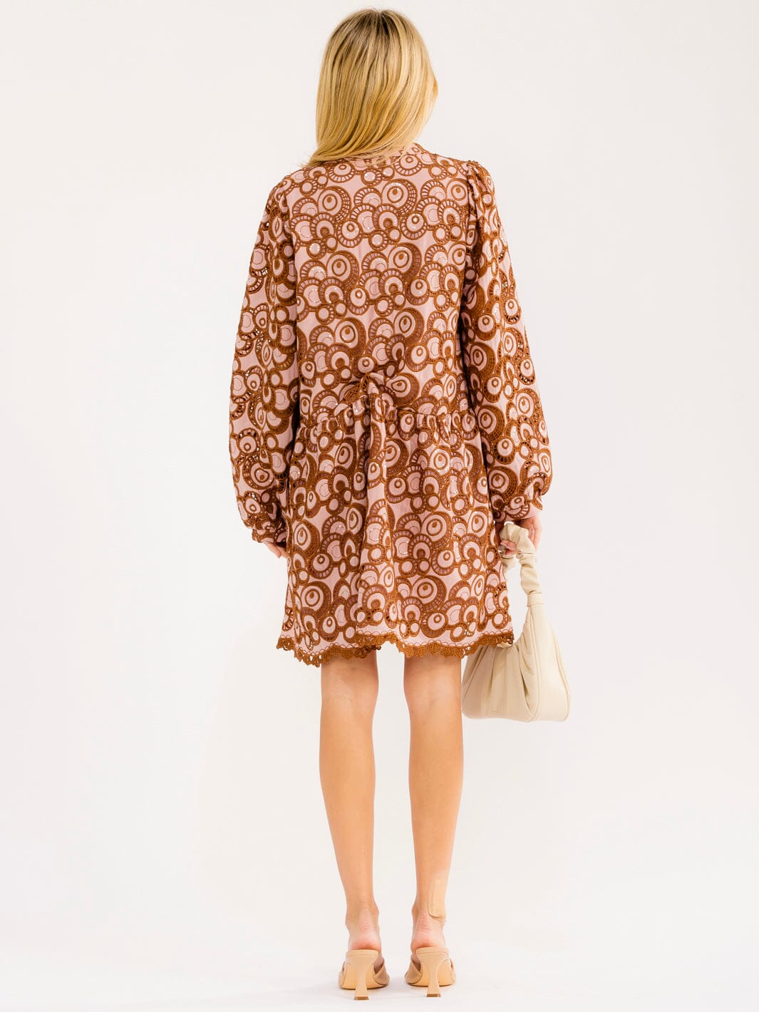 WOMEN'S LONG SLEEVE V-NECK CROCHET MINI DRESS