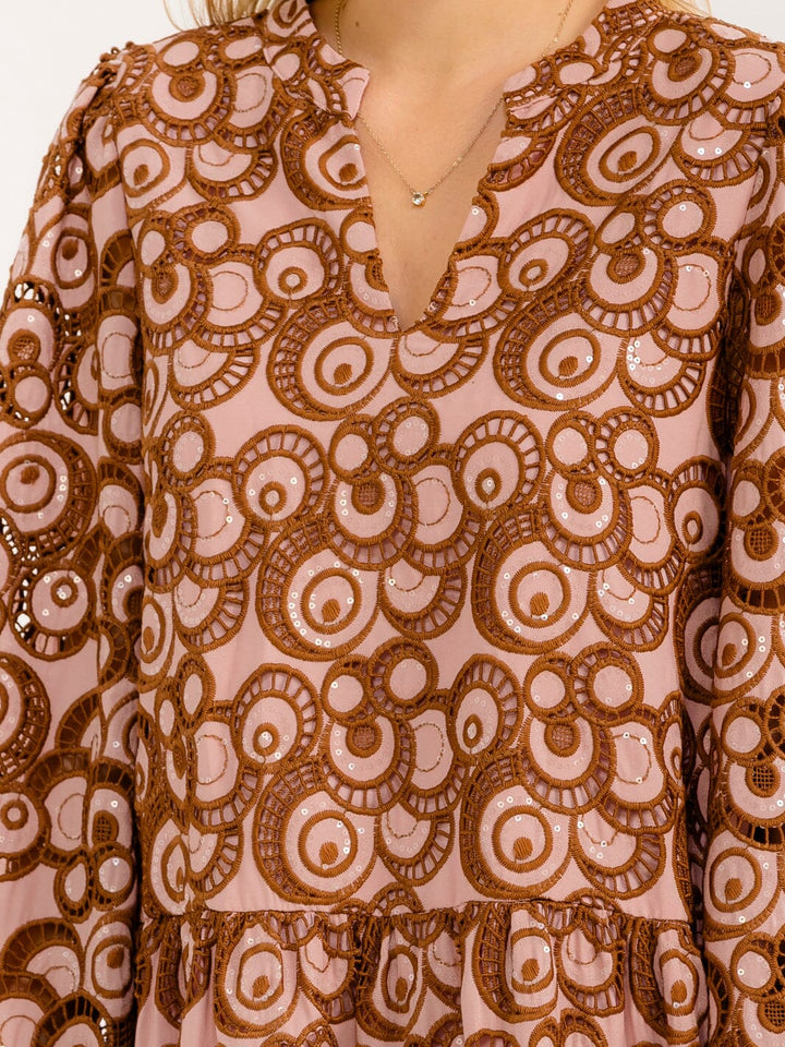 WOMEN'S LONG SLEEVE V-NECK CROCHET MINI DRESS