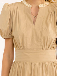 WOMEN'S SHORT PUFF SLEEVE V-NECK FIT & FLARE MAXI DRESS
